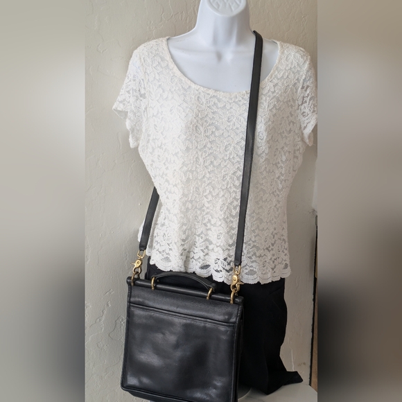 Coach Willis Black Leather Crossbody /Handbag. - Picture 2 of 14